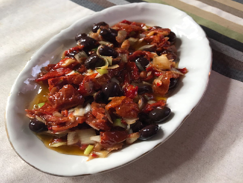 Pipirrana de bacalao