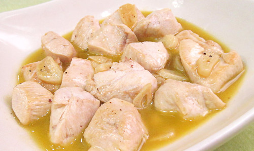"pechuga de pollo al ajillo"